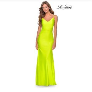 NWT La Femme prom dress